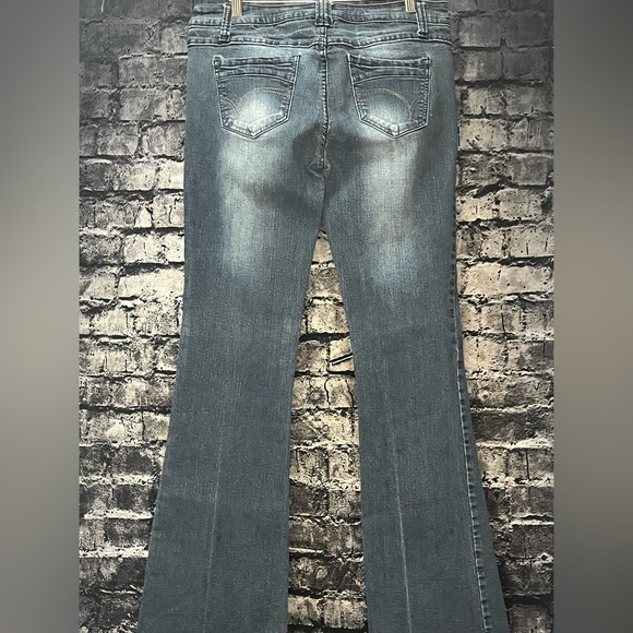 Milan Jeans - Picture 2 of 2